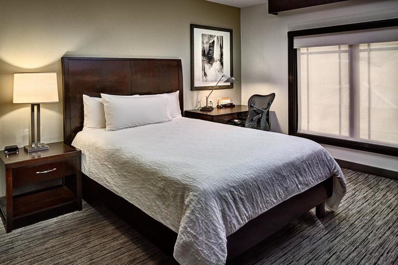 Hampton Inn Houston Near The Galleria Eksteriør bilde